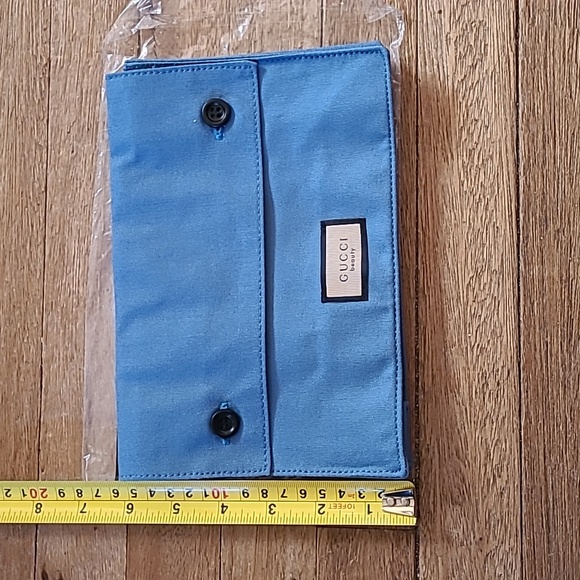 NIP Gucci heavy cotton button top travel pouch bag - Picture 4 of 9